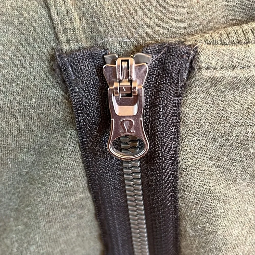 Lululemon Jacket - Picture 2 of 11